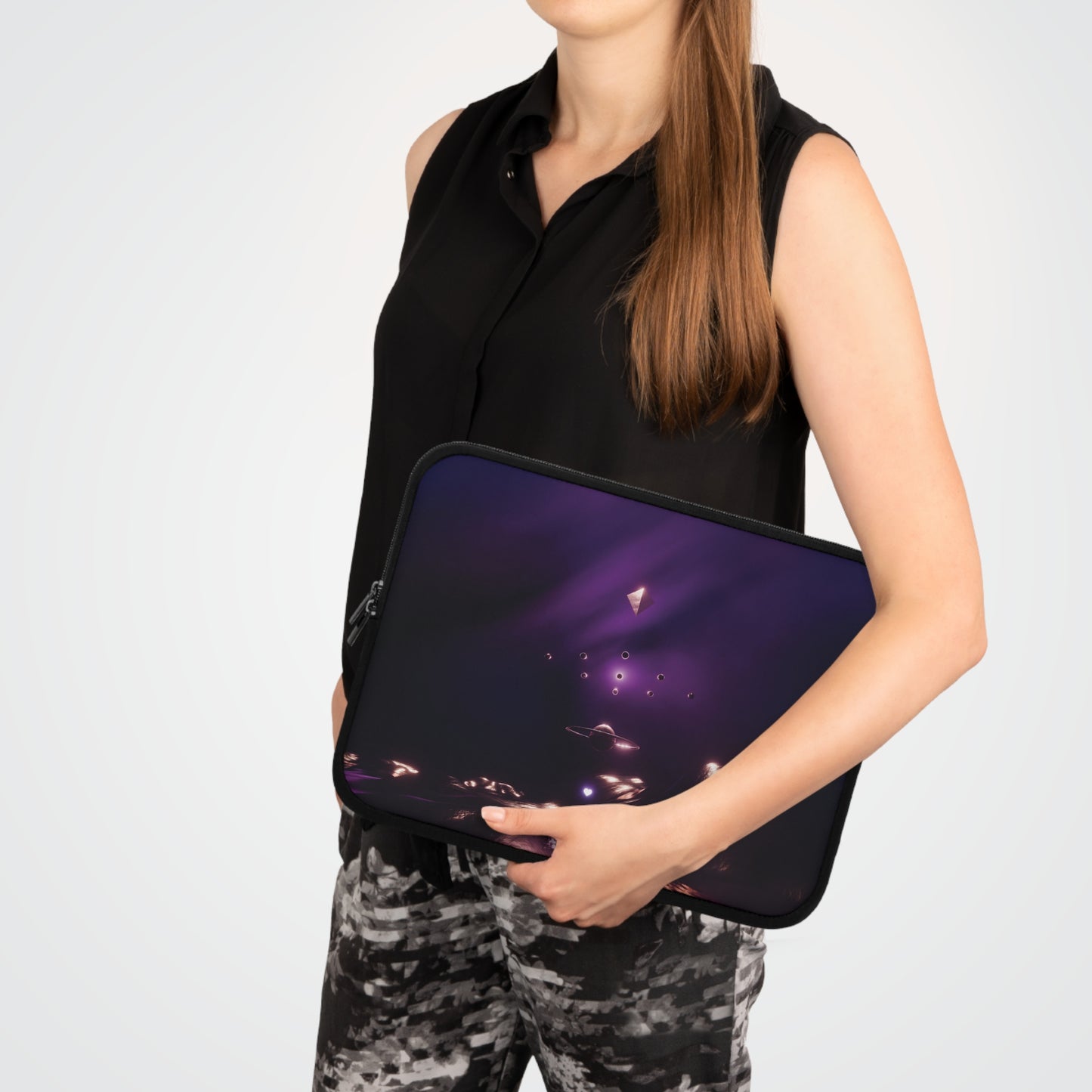februaria 8 🤍 laptop sleeve