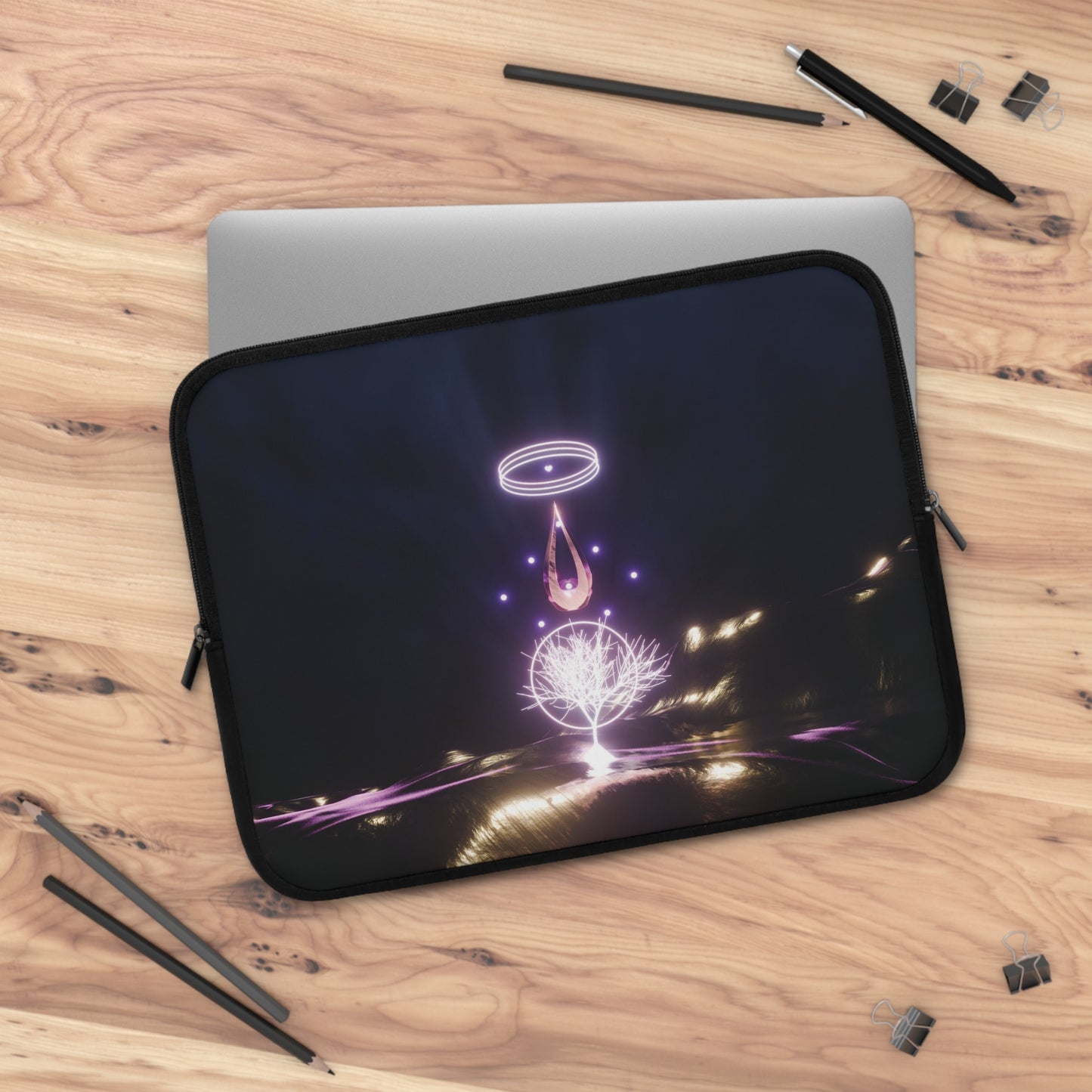 februaria 5 🤍 laptop sleeve