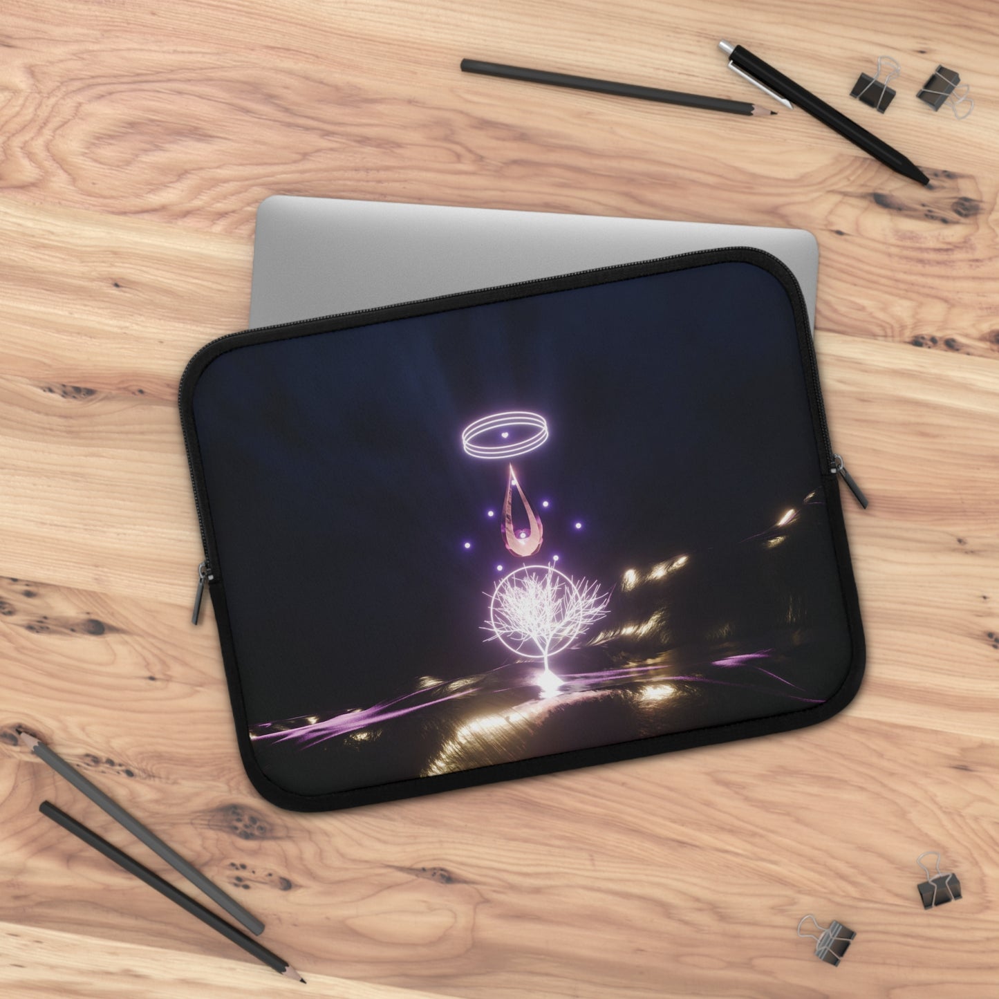 februaria 5 🤍 laptop sleeve