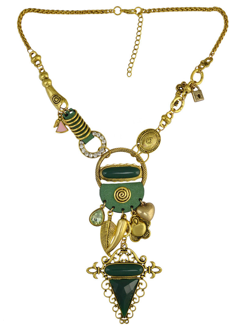 森の部族の秘められた旅の連鎖