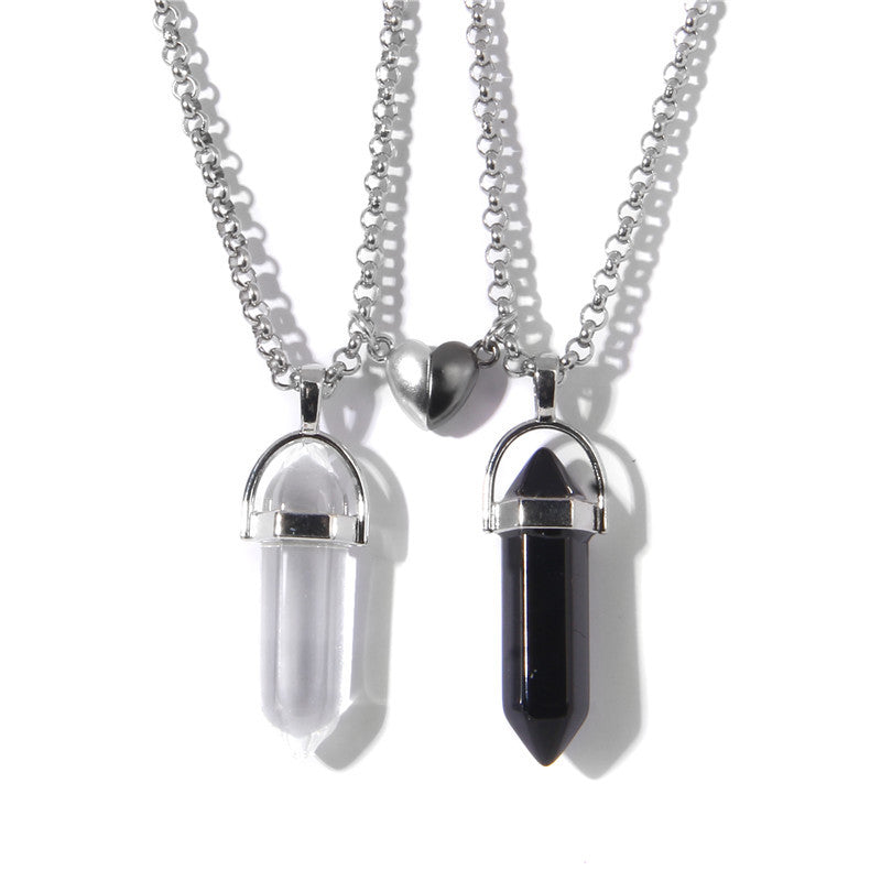 Colgante de piedra de pilar hexagonal con corazón magnético