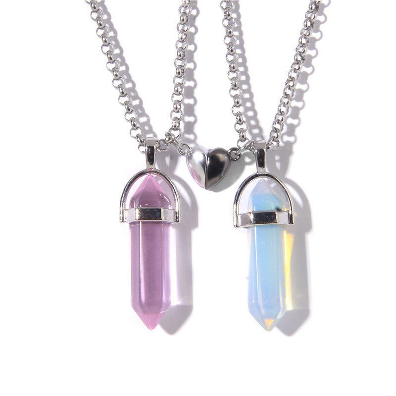 Colgante de piedra de pilar hexagonal con corazón magnético