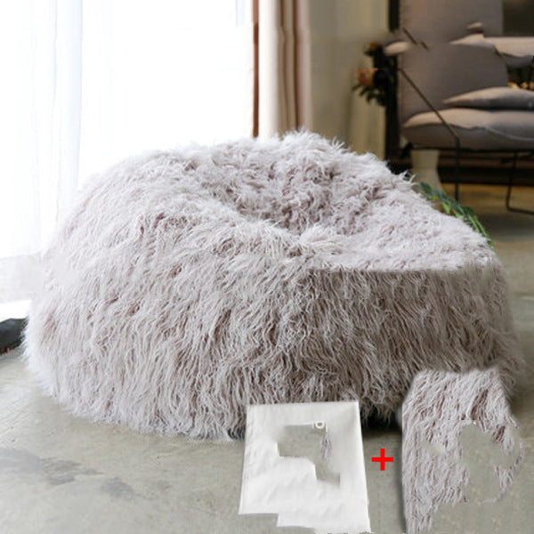 かわいい丸いソファの寝室の椅子