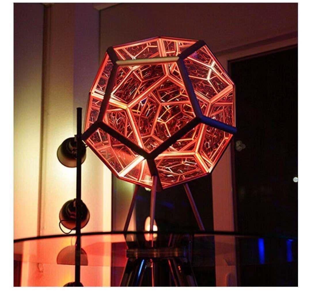 Dodecahedron Infinity Lamp